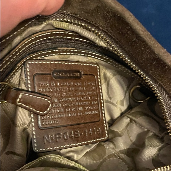 Vintage Coach Tan Suede Crossbody Bag - Picture 3 of 6